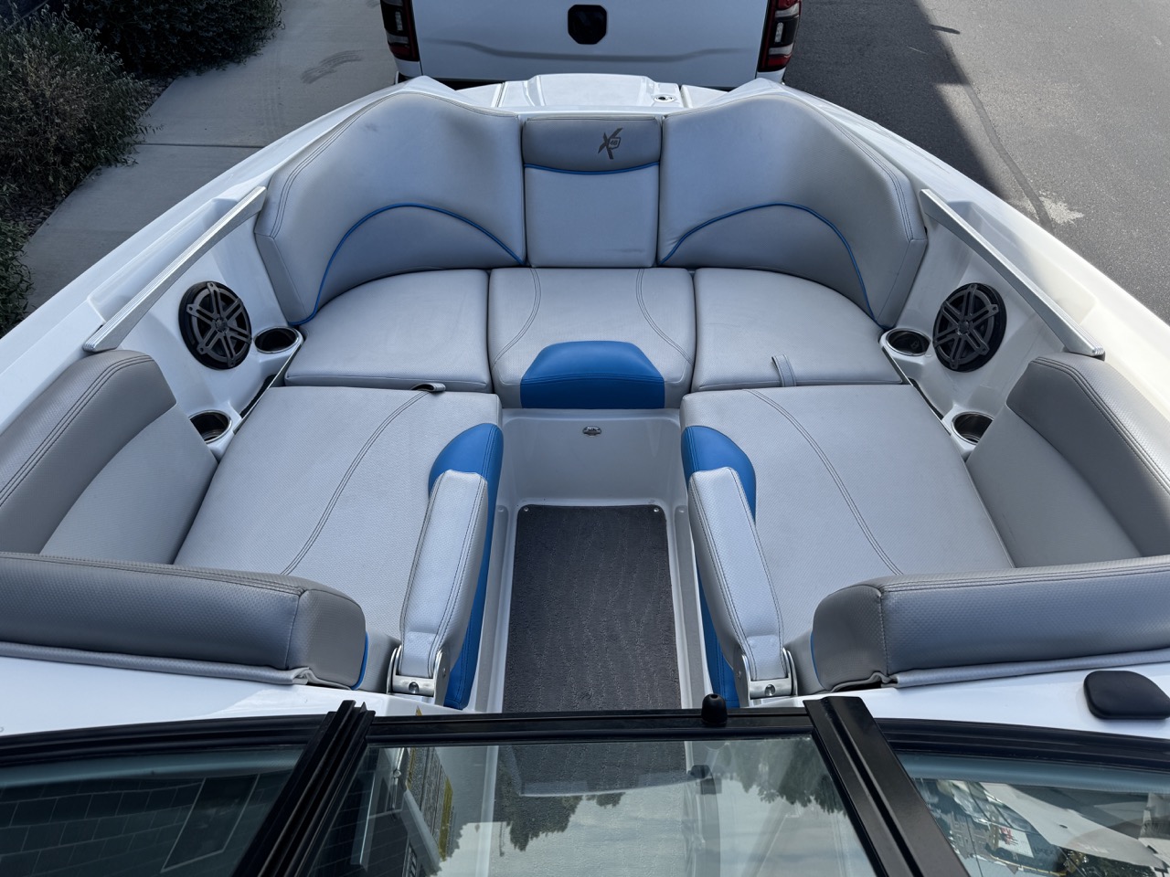 2017 Mastercraft X46 loaded with Big Motor Icon